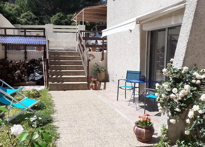 Grand Studio Entre Lac Et Garrigue