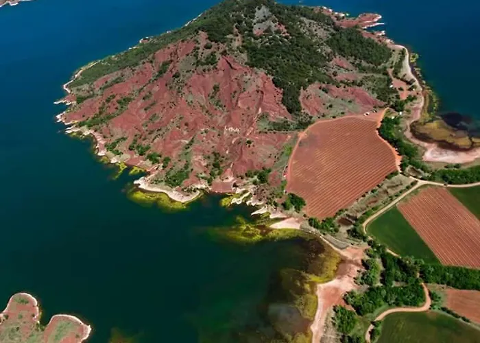 Grand Studio Entre Lac Et Garrigue