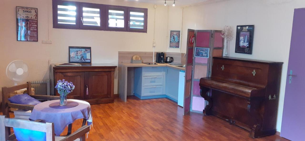 Grand Entre Et Garrigue Apartment *