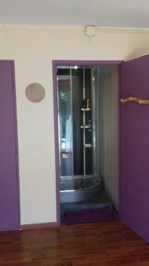 Grand Entre Et Garrigue Apartment